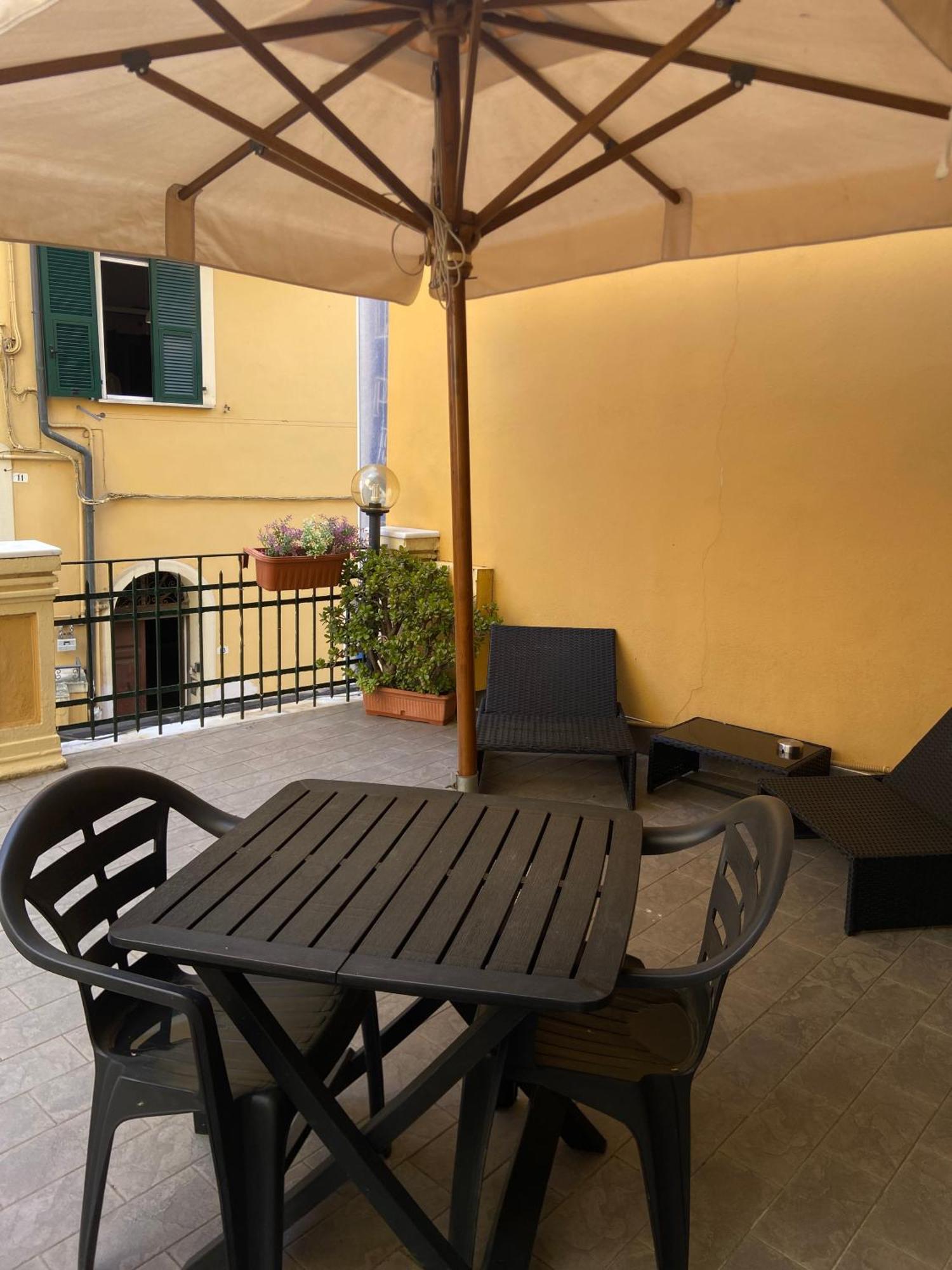 Hotel Pino Lerici Exterior foto