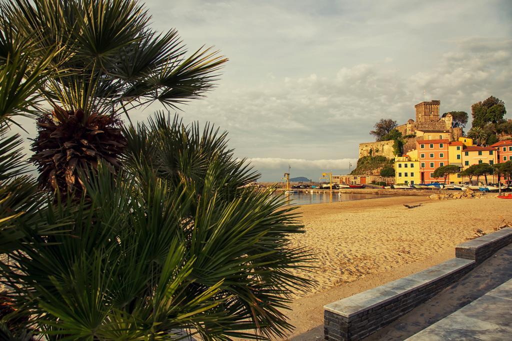 Hotel Pino Lerici Exterior foto